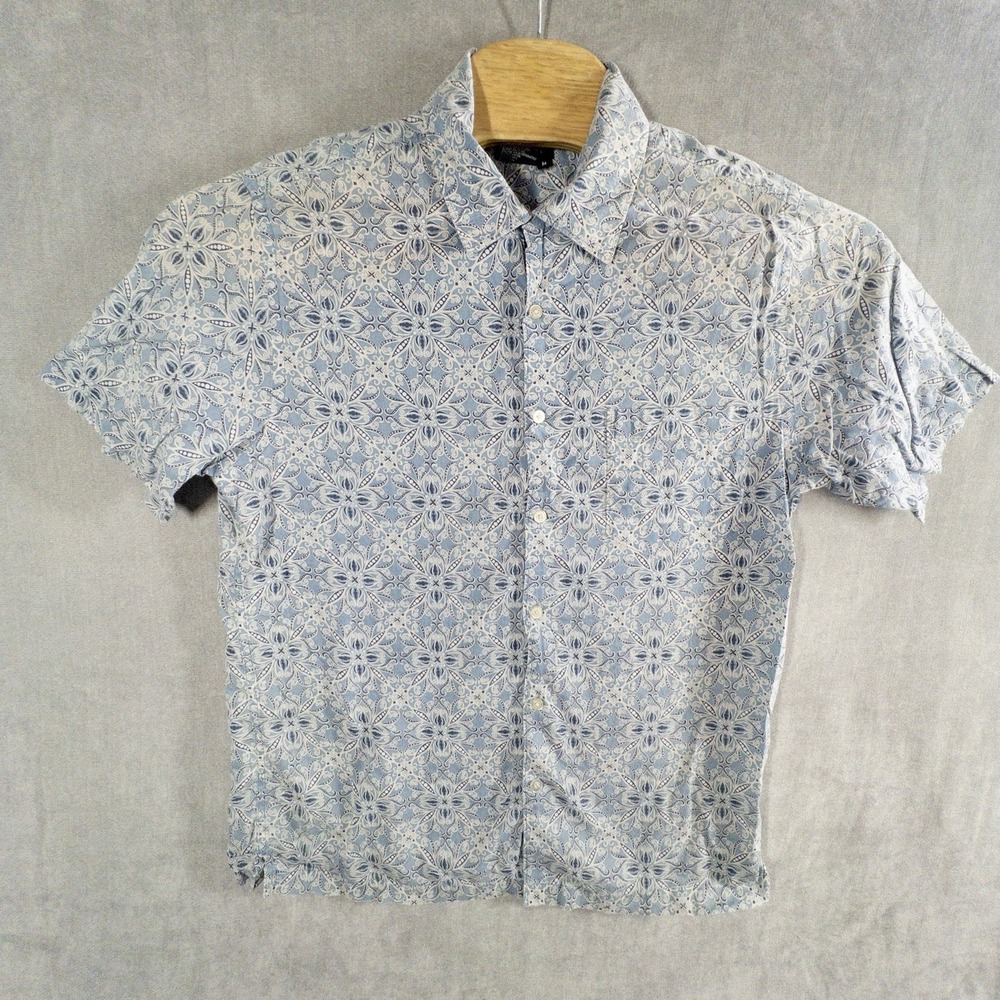 America Geometric Hawaiian Shirt Mens Medium Floral‎  Button Up Resortwear Beach